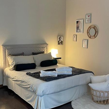 Mattia'S Home กาแซร์ตา ภายนอก รูปภาพ